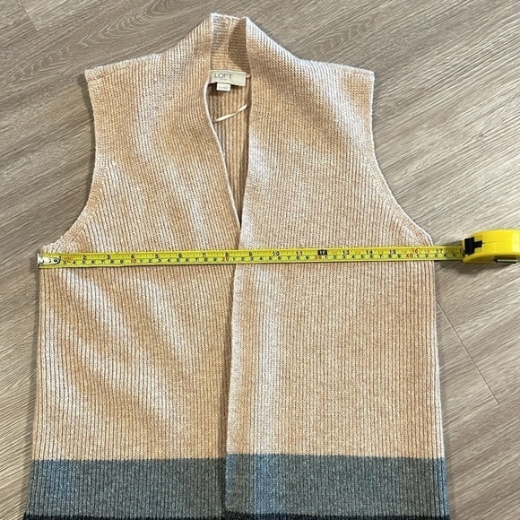 LOFT Women Vest XS Longline Open Front Sweater Tan & Grey Colorblock Preppy - Picture 7 of 10
